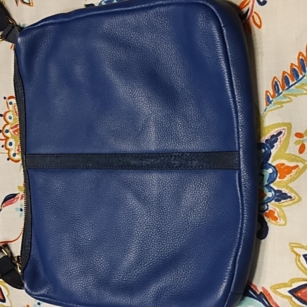 Fossil Blue Purse - Picture 3 of 5